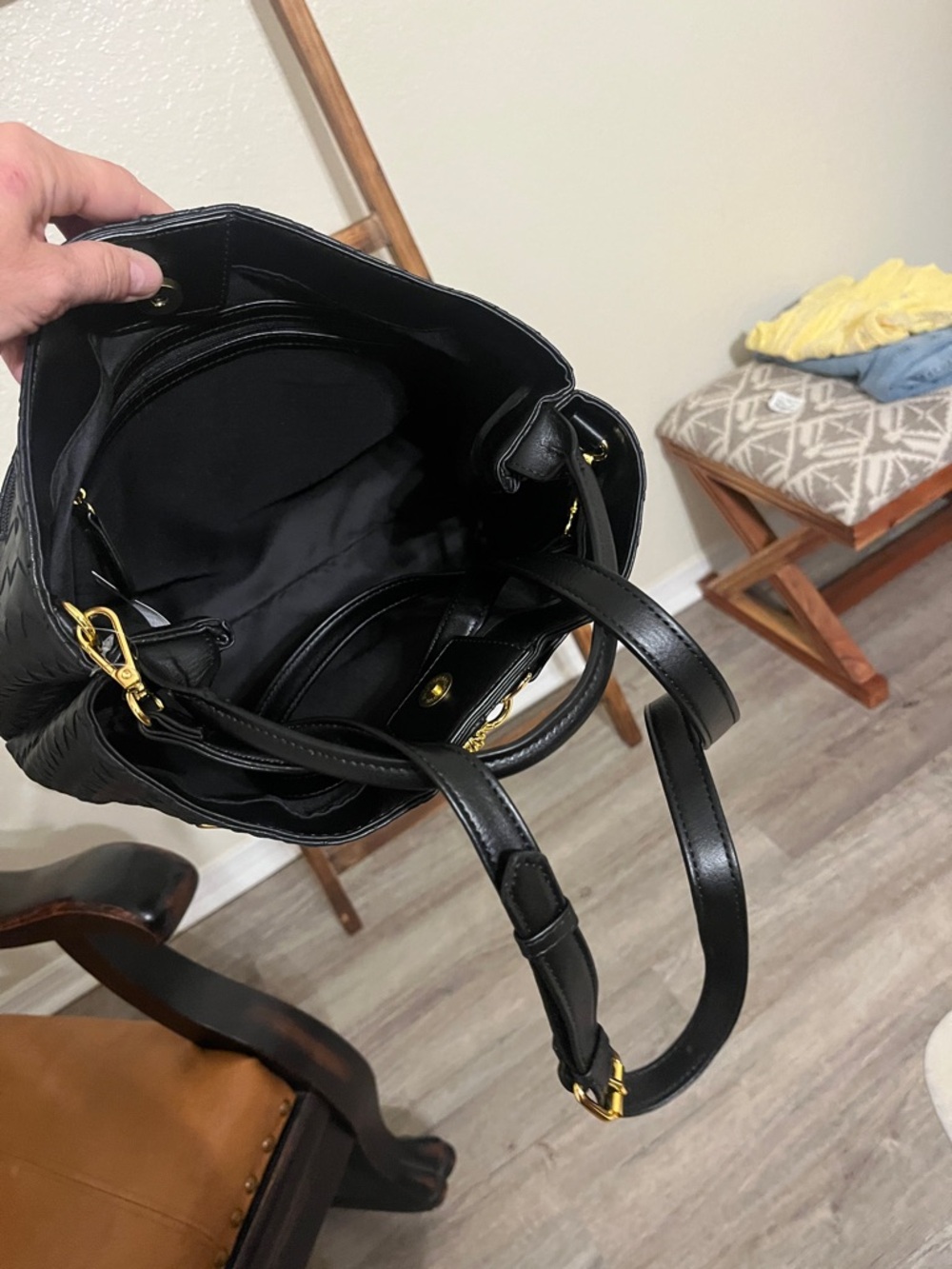 Black woven fashion bag - Picture 5 of 8